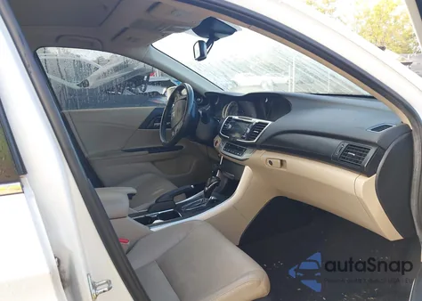 2015 Honda Accord Ex-L z USA, uszkodzony, nr VIN 1HGCR2F87FA074631